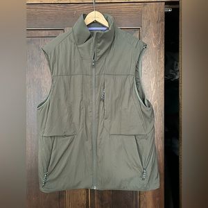 Lululemon mens insulated hiking vest green size L large